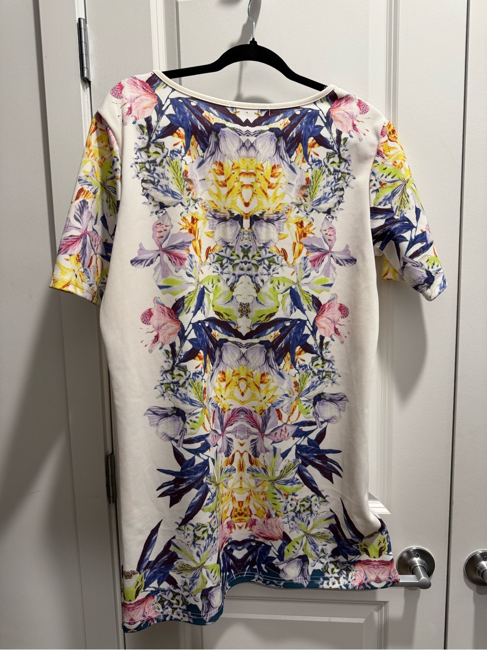 Fashion Union White Floral Print Shift Dress with Multicolor Botanical Design